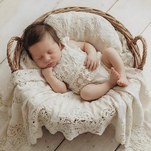 Newborn Photography Prop, Newborn Wrap, Boho Lace Baby Wrap, Newborn Lace Wrap, Newborn Photo Prop, Boho Newborn, Boheme Crocheted Lace Wrap