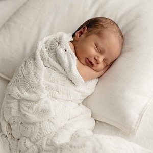 Newborn Photography Prop, Newborn Posing Blanket, Knitted Baby Blanket, Photography Prop, Baby Shower Gift, White Heritage Woven Blanket