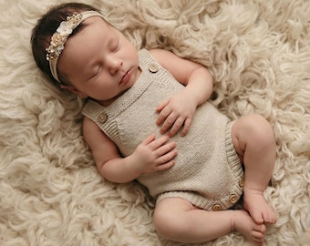 Gebreide romper voor pasgeborenen, babyoutfit voor meisjes, fotorekwisiet, thuiskomstoutfit, Fawn Aubrey gebreide romper