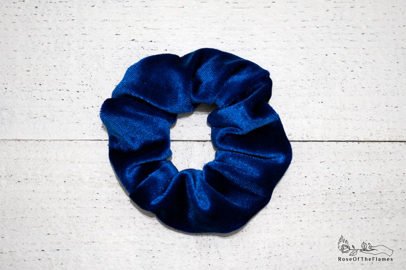 Set of 10 velvet scrunchies hair accessories