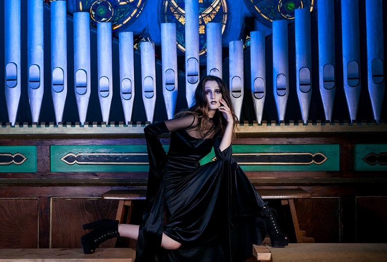 evening elegant Black velvet gothic maxi dress
