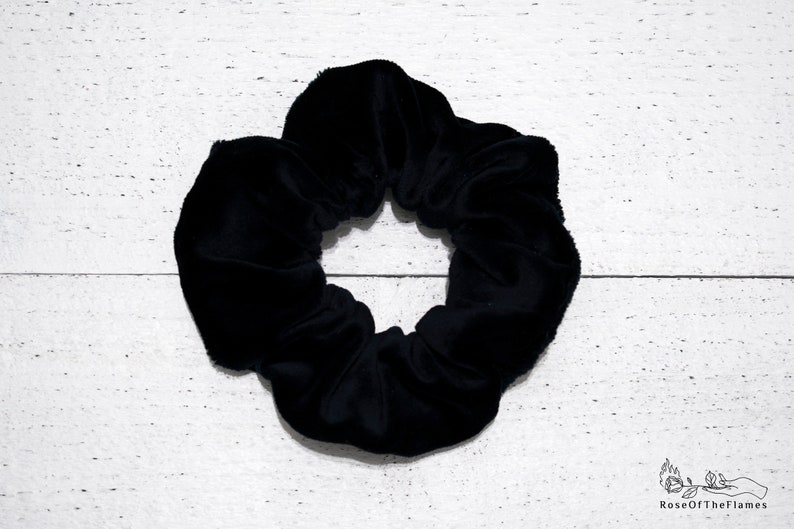 Set of 10 velvet scrunchies hair accessories