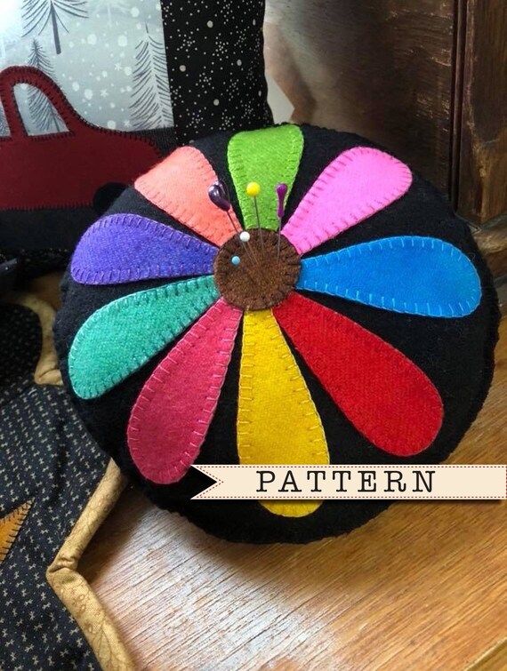 Nadelkissen Mit Holzsockel – Pastell-Regenbogen Design, 6,3 Cm Durchmesser | Mit Nadeln