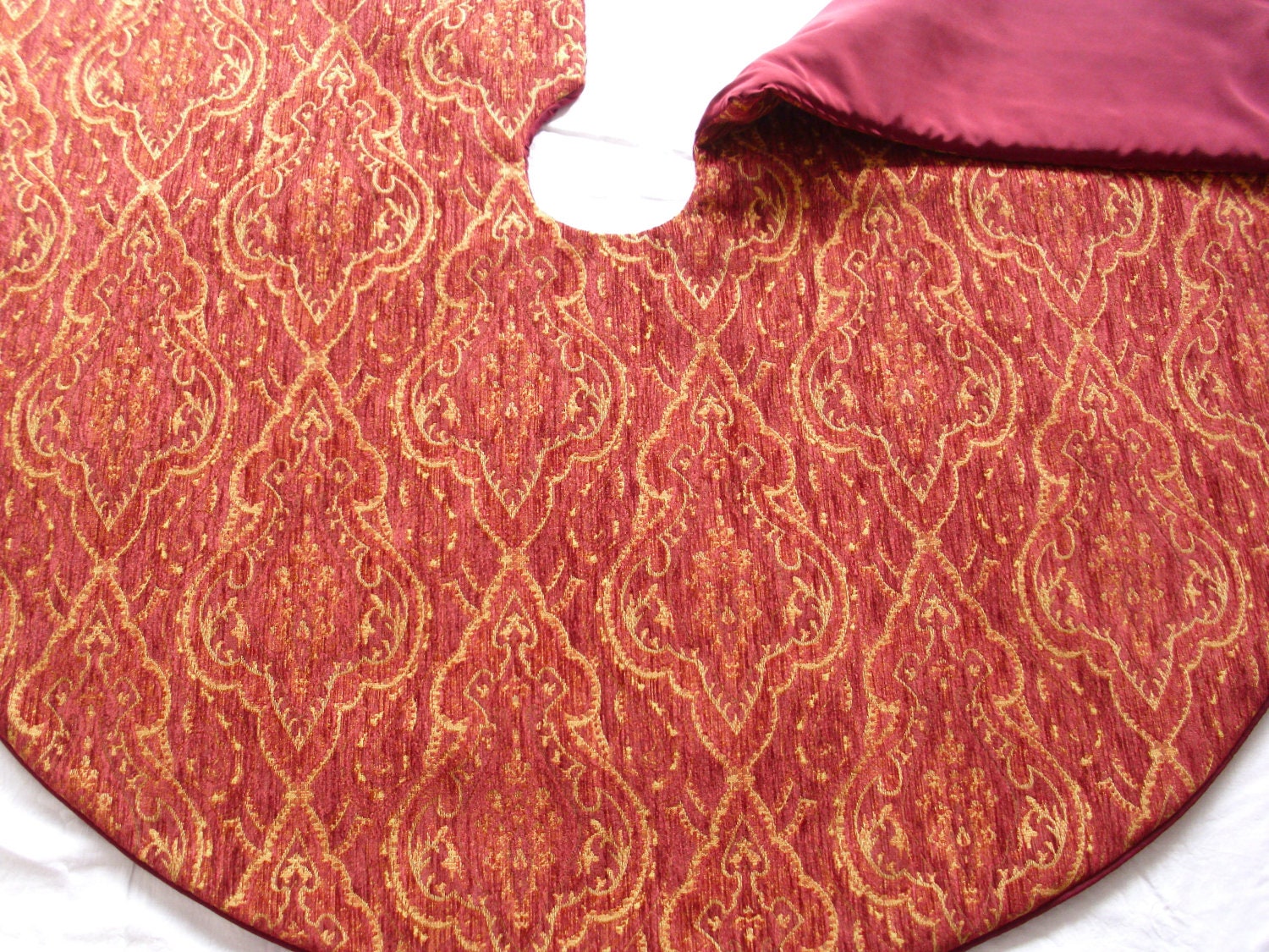Burgundy & Gold Chenille Swirl Tree Skirt Etsy