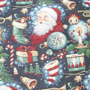 Santa Faces Tree Skirt