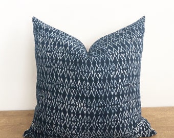 Vintage Handwoven Hmong Navy Blue Indigo Batik Hmong Tribal Pillow Cover //  22 x 22  No. 089