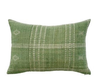 Handwoven Indian Wool Green and Off-White Stripe Tribal Pillow Cover // 14 x 20 // 14 x 22  No. 0216