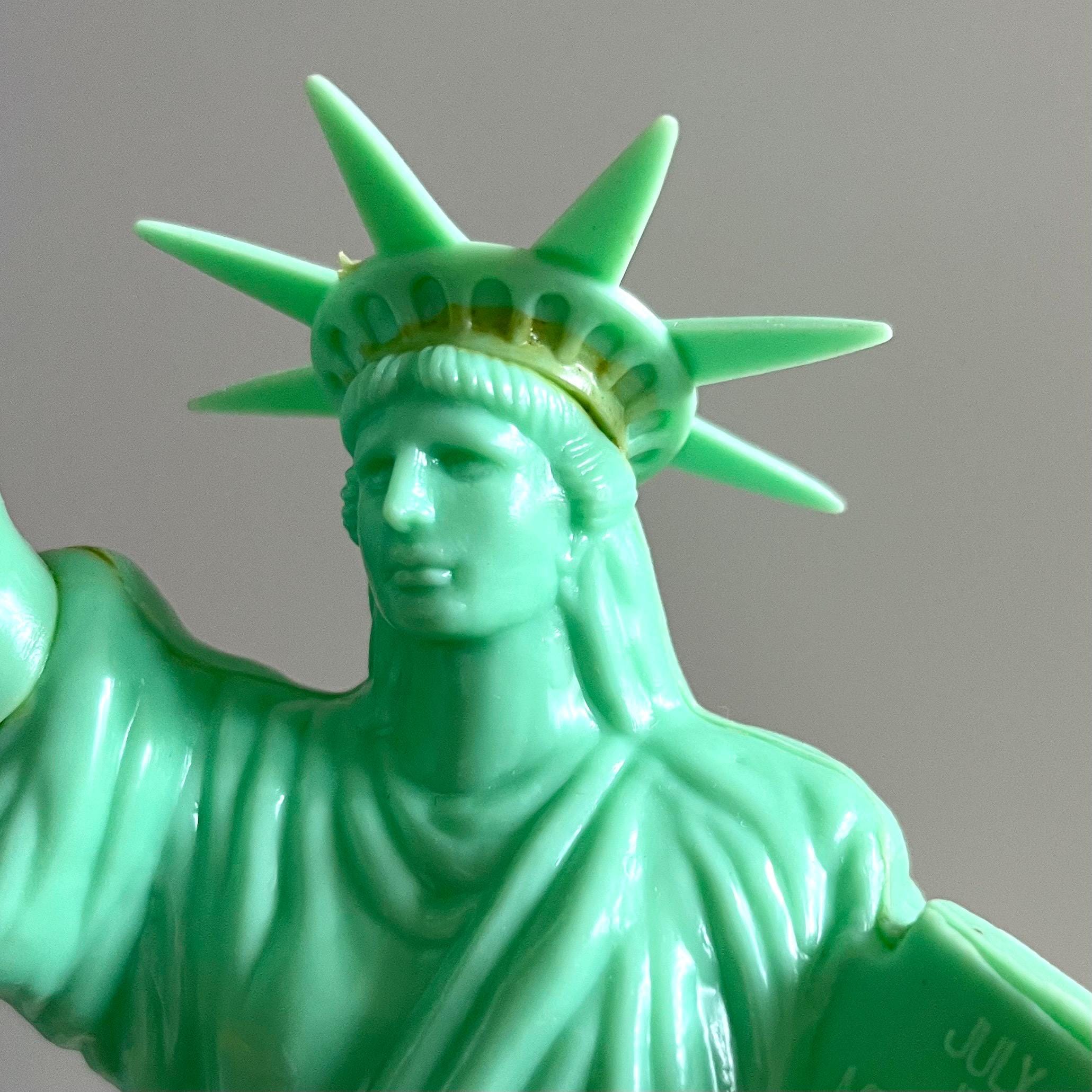 Vintage Statue of Liberty Bank From 1985 | New York City Kitschy