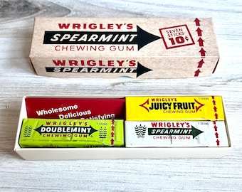 Vintage Wrigley's Gum Advertising Display Box With Three Packages