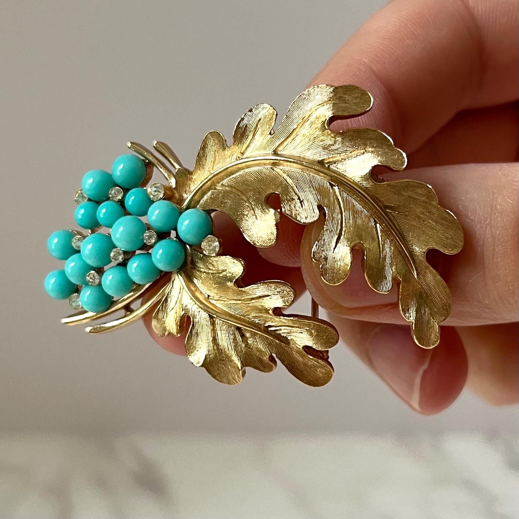クラウントリファリ　蝶のブローチ Vintage Crown Trifari Brooch Midcentury Rose Brooch Gold