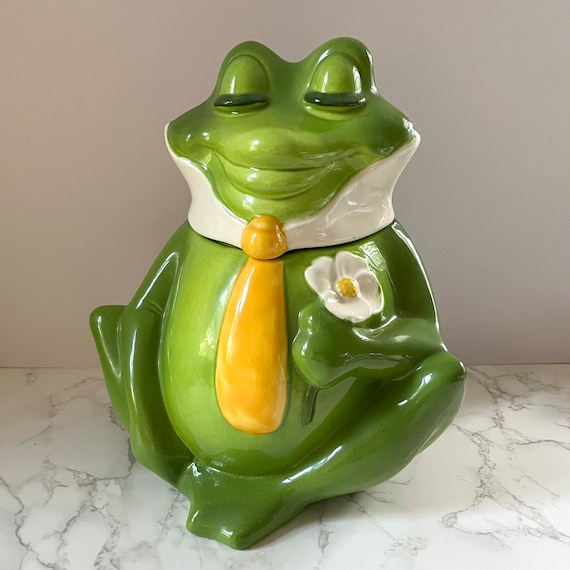 Vintage Metlox Poppytrail Frog Cookie Jar: 1960s Kitschy Kitchen