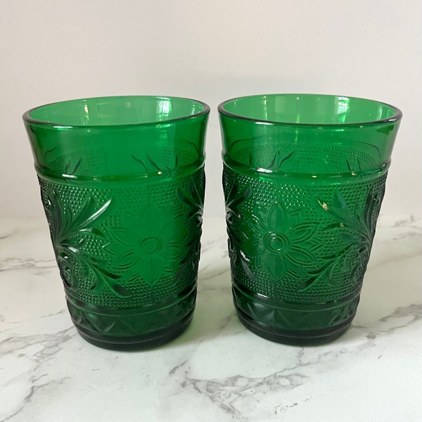 Vintage Tiara Sandwich Emerald Green Juice Glasses Set of Two | Glassware Barware