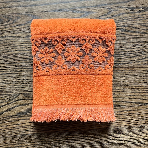 Vintage Bath Towels - Etsy