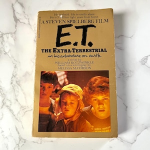 Letters to E.T, Steven Spielberg, Movie Memorabilia, Weekly