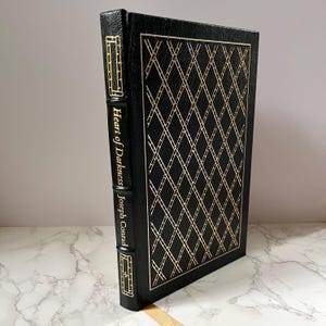 Heart of Darkness: Easton Press Leather Bound Classic Novel
