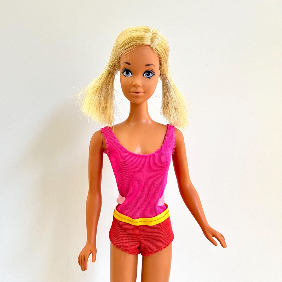 バービーBarbie1982年スェーデン　ヴィンテージ  ナイルパーチ il_1080xN.7202192570_arj6.jpg