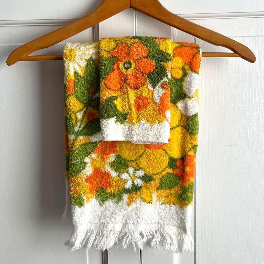 Vintage Bath Towel Set Yellow and Orange Flower Power | Royal Terry ...