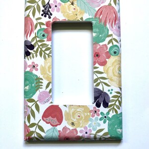 SOFT FLORAL Light Switch Plates image 3