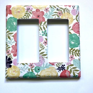 SOFT FLORAL Light Switch Plates image 4