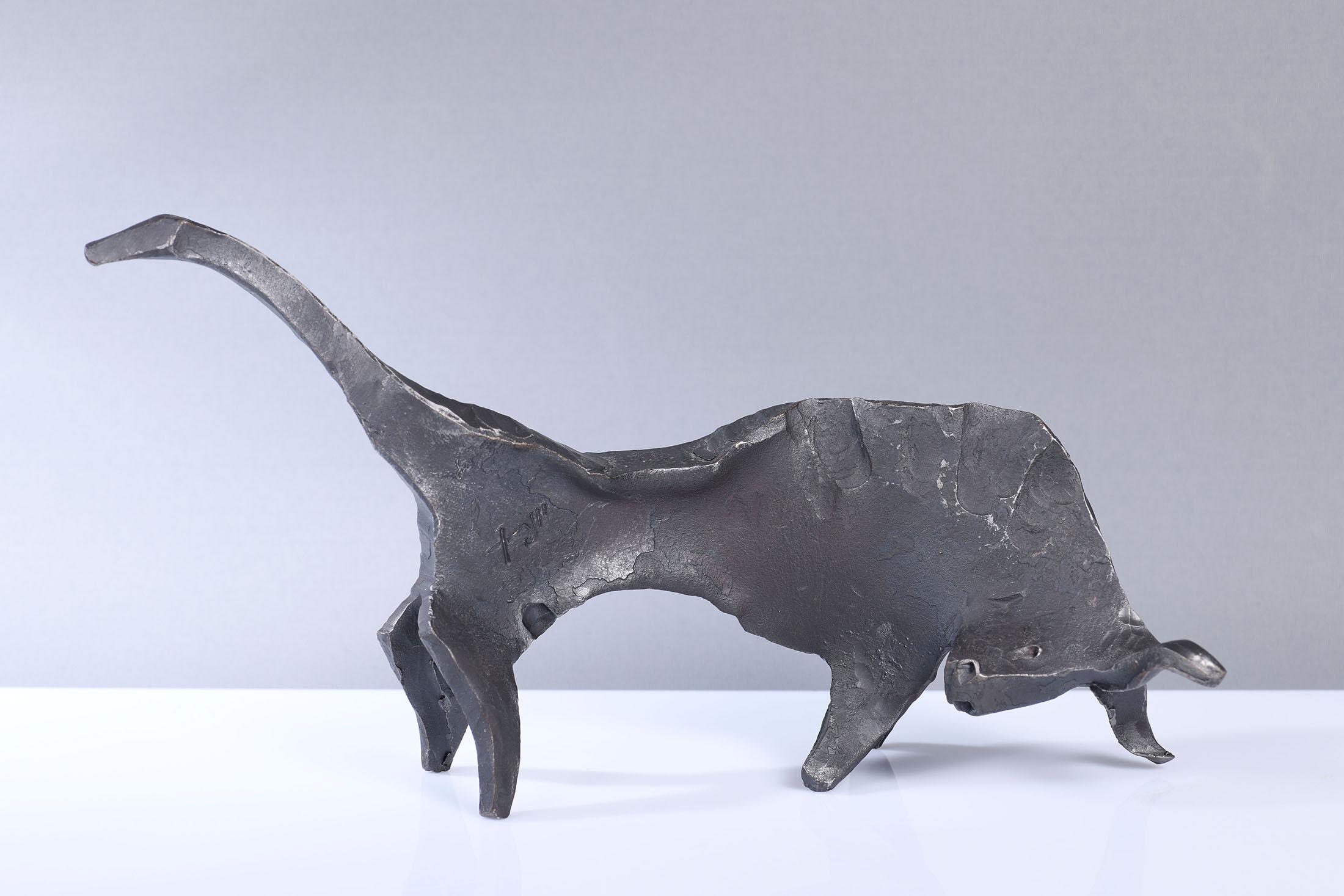 鍛鉄の雄牛の彫刻：手鍛造の素朴な鍛冶屋の芸術 12インチ - Etsy 日本