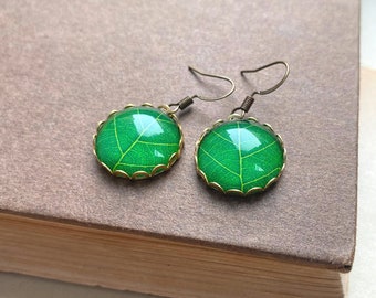 Beautiful green leaf earrings, Scandinavian jewelry, Nordic earrings, nature jewelry, Scandi design, green leaf earrings