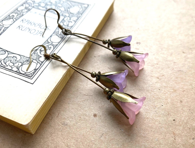 Lovely Lilac and Pink Bell Flower Earrings, Woodland Jewelry, Long Flower Earrings, Vintage Inspired Floral Earrings, Nature Jewelry image 4