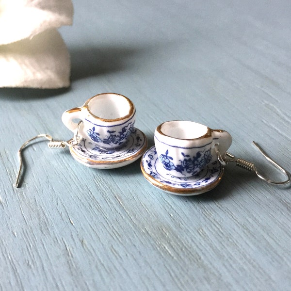 Boucles d'oreilles tasses à thé en porcelaine, argent sterling, Selma Dreams, cadeaux pour amateurs de thé, pendentifs tasses à thé, tasses à thé miniatures, boucles d'oreilles en porcelaine, mignons