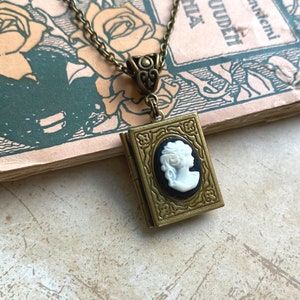 Book locket necklace, cameo necklace, Selma Dreams, Victorian jewelry, traditional cameo, book lover gifts, vintage necklace, black cameo zdjęcie 3