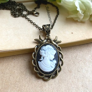 Mooie zwarte dame cameo ketting, vintage geïnspireerde cameo ketting, cadeau voor moeder, vogel cameo hanger, Victoriaanse sieraden, elegante ketting afbeelding 2