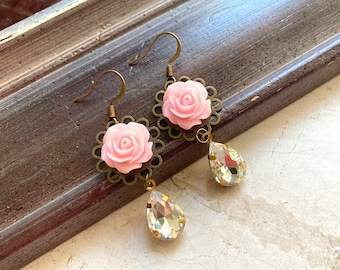 Romantic peach or pink rose earrings with teardrop glass jewels, bridal earrings, bridal jewelry, vintage flower earrings