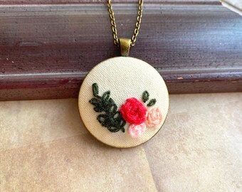 Handmade embroidered necklace, cotton necklace, bespoke gifts, unique necklace, nature jewelry, flower pendant, floral necklace, embroidery