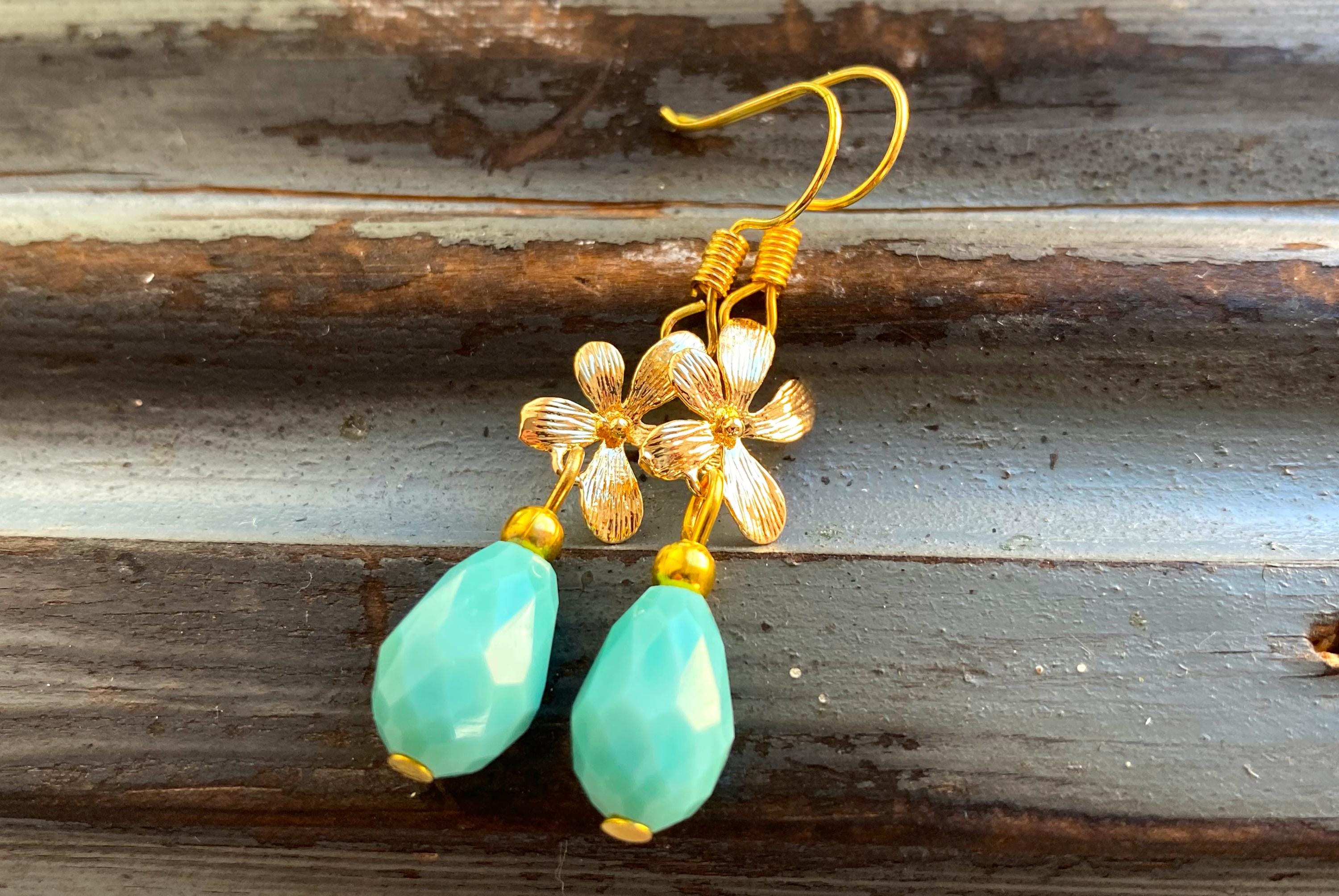 Boucles D'oreilles Pendantes Double Fleurs Ajourées - Plaqué Or 18 Carats, Bijouxia, Neuves