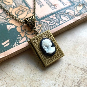 Book locket necklace, cameo necklace, Selma Dreams, Victorian jewelry, traditional cameo, book lover gifts, vintage necklace, black cameo zdjęcie 5