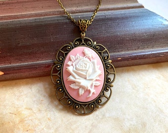 Impresionante collar de cameo de rosa, cameo de rosa rosa, collar vintage, cameo de flor rosa, regalo para mamá, collar de cameo vintage, regalo para ella