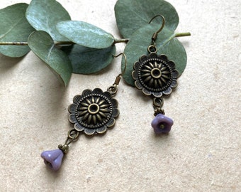 Gorgeous Art Nouveau earrings with lilac glass flowers, Selma Dreams, vintage earrings, French earrings, purple earrings, dangle earrings