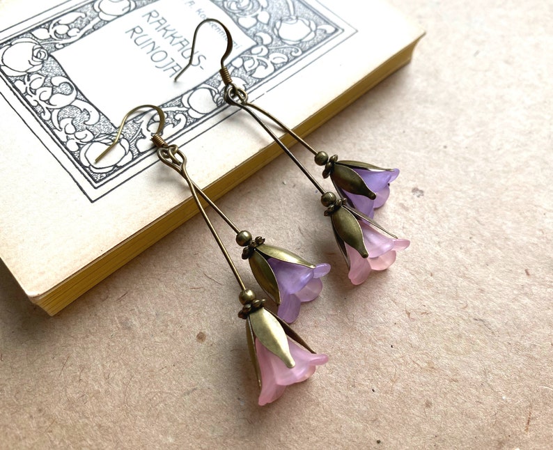 Lovely Lilac and Pink Bell Flower Earrings, Woodland Jewelry, Long Flower Earrings, Vintage Inspired Floral Earrings, Nature Jewelry image 3