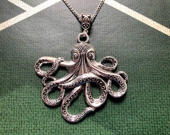 Steampunk Octopus Necklace, Silver Octopus, Statement Necklace, Kraken Pendant, Octopus Charm, Octopus Pendant, Sea jewerly, Nautical gifts