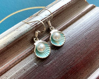 Small Seashell Earrings with Sterling Silver Hooks, Selma Dreams, Silver Sea Shell, Elegant Earrings, Everyday Earrings, Clam Shell Earrings