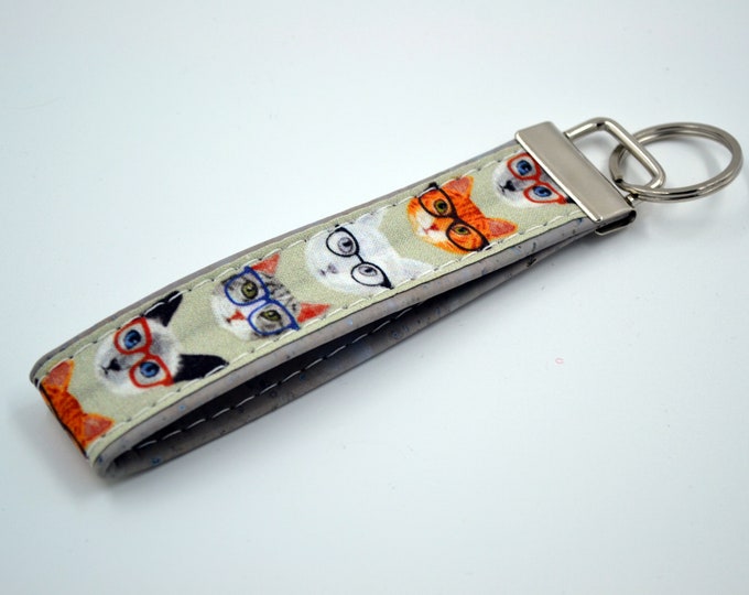 Cotton keychain with black, grey, white and red cork cat patterns, keychain, trousseau, strap