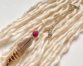 Pinza para el pelo con plumas bohemias - Plumas para el pelo - Joyería para rastas - Accesorio para el pelo bohemio