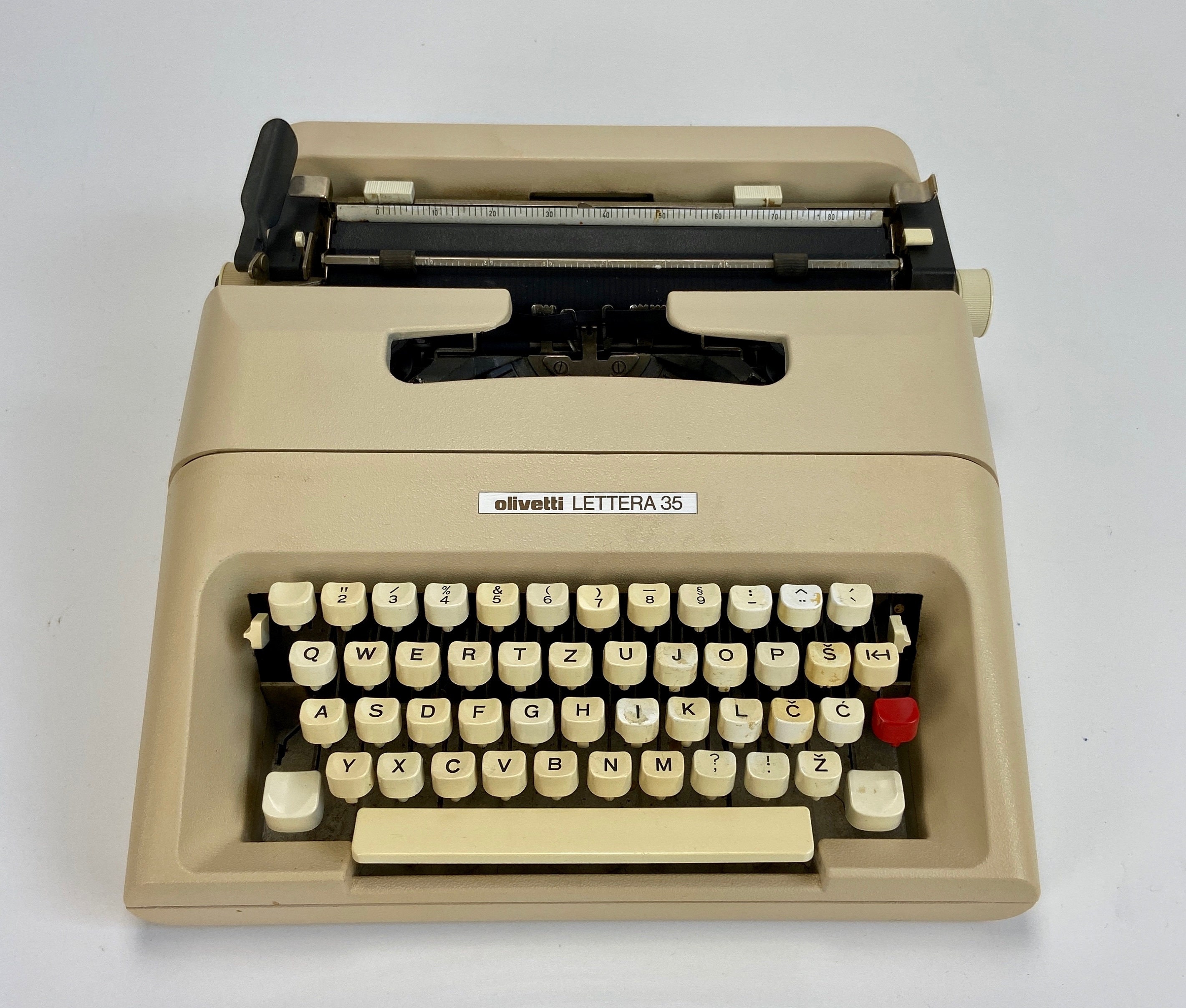 Vintage 70s Olivetti Lettera 35 Typewriter / Cream Beige - Etsy