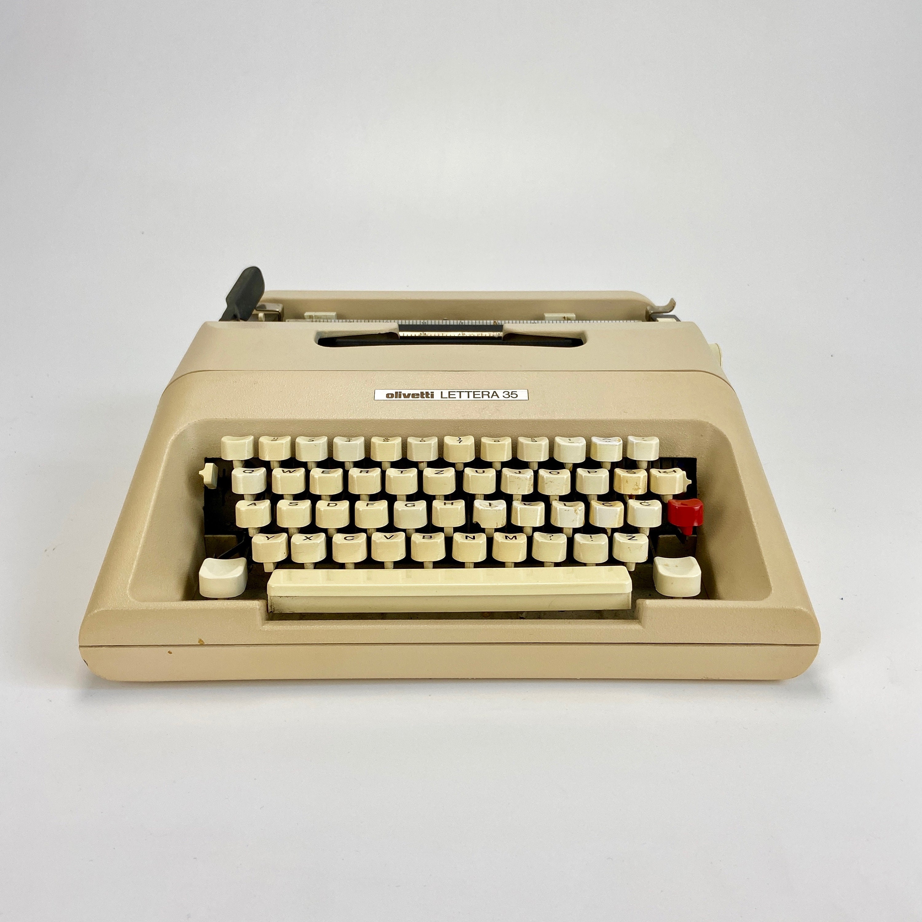 Vintage 70s Olivetti Lettera 35 Typewriter / Cream Beige - Etsy