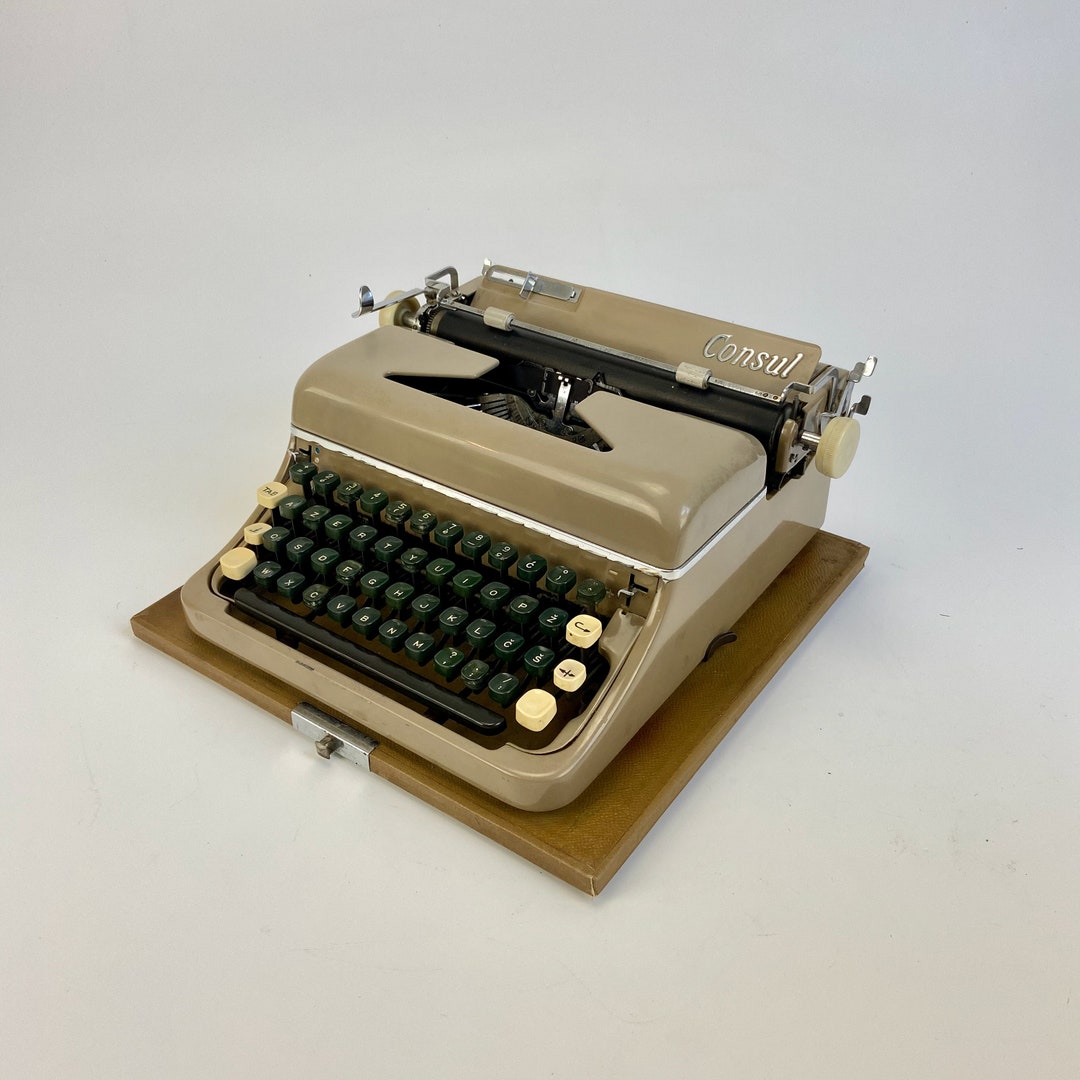 consul タイプライター　チェコスロバキア　ヴィンテージ consul タイプライター チェコスロバキア ヴィンテージ