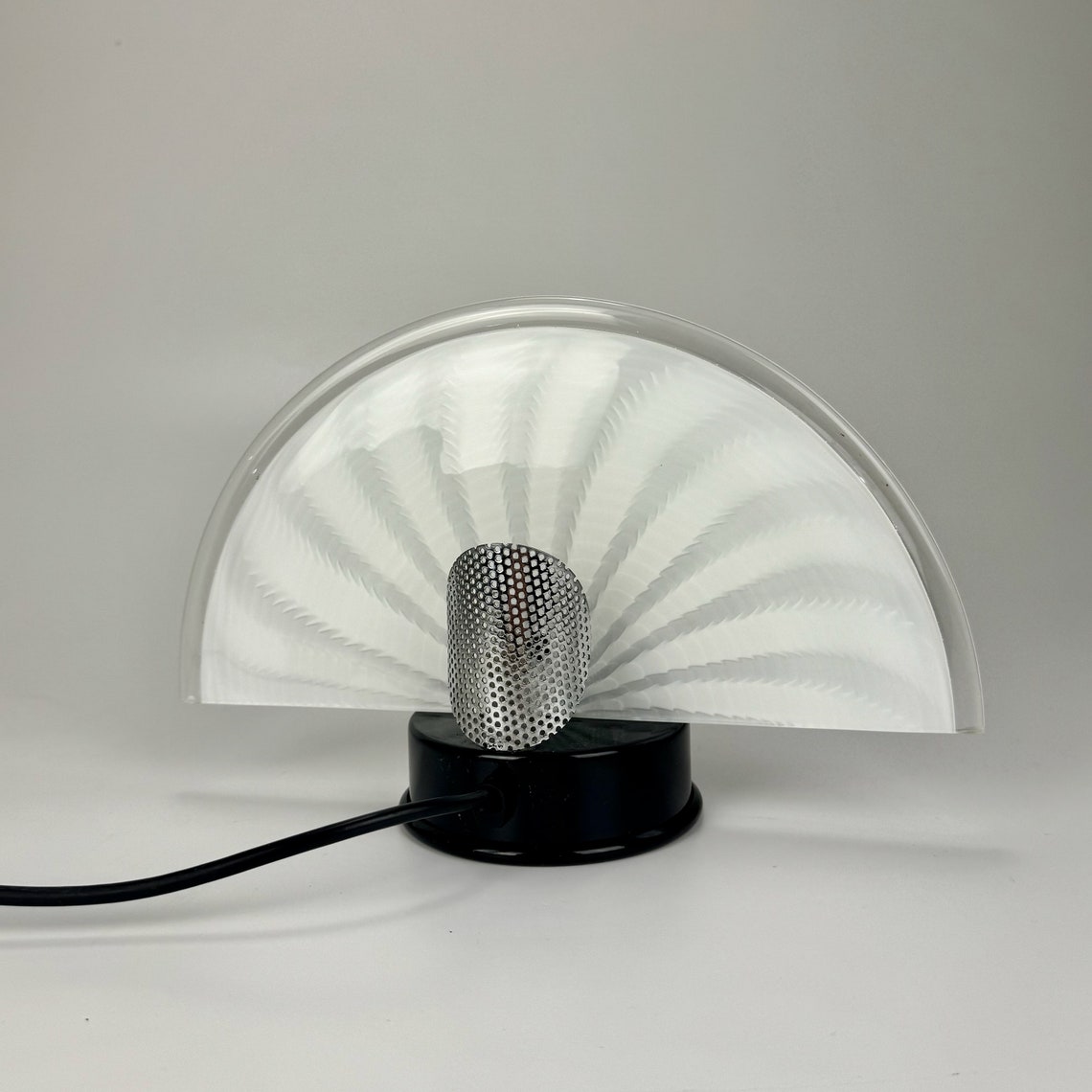Vintage Postmodern Halogen Murano Glass Fan Table Lamp /  Bedside Light / 90s Italy, photo 4 sur 5