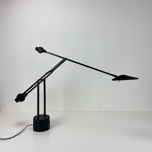 Vintage Stilpast Counterweight Halogen Desk Lamp / Articulating Desk Lamp / Black / 90s Italy