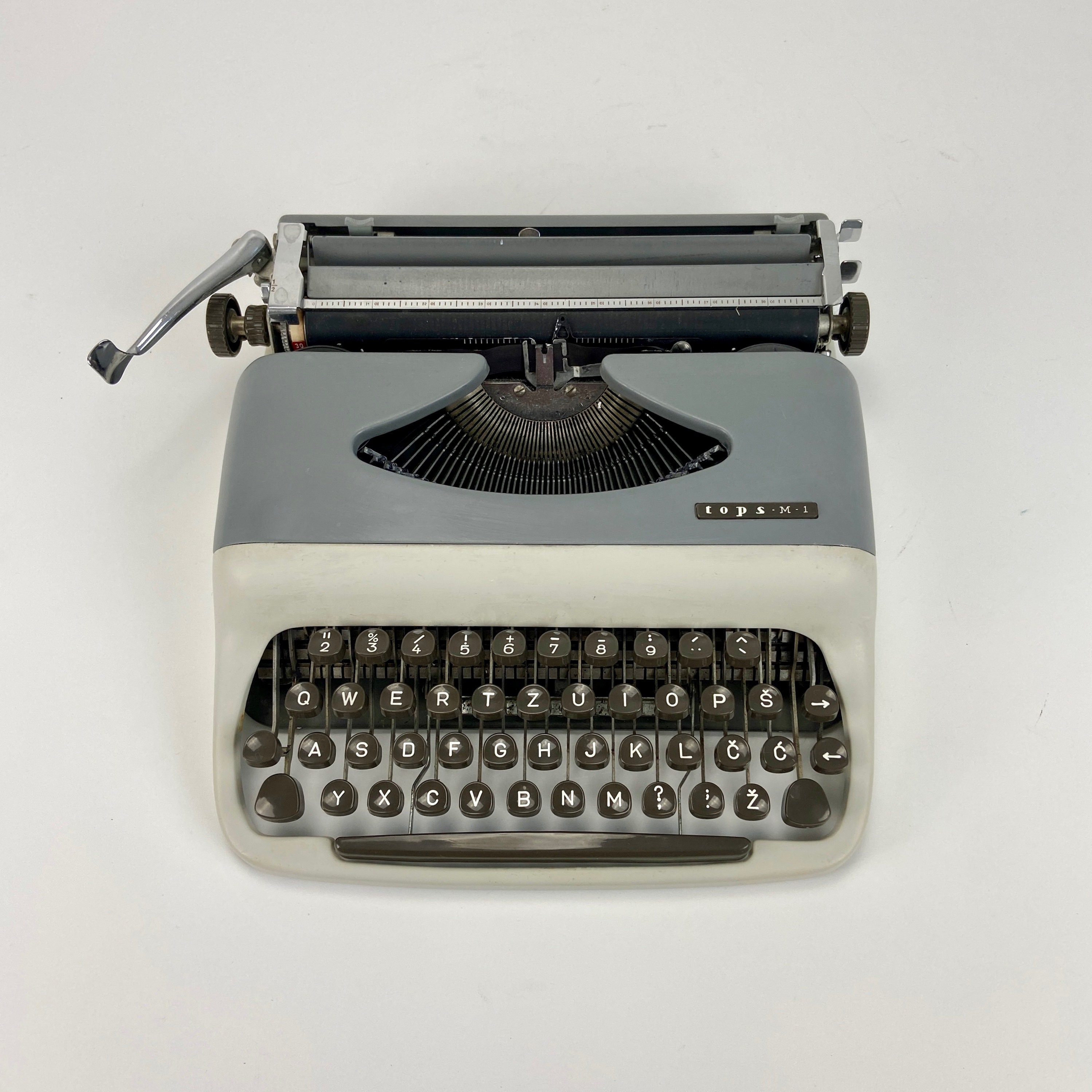 Arabic Typewriter for sale Only 4 left at 70