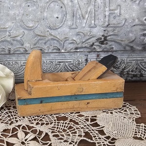 Vintage Child’s Wooden Block Hand Planer