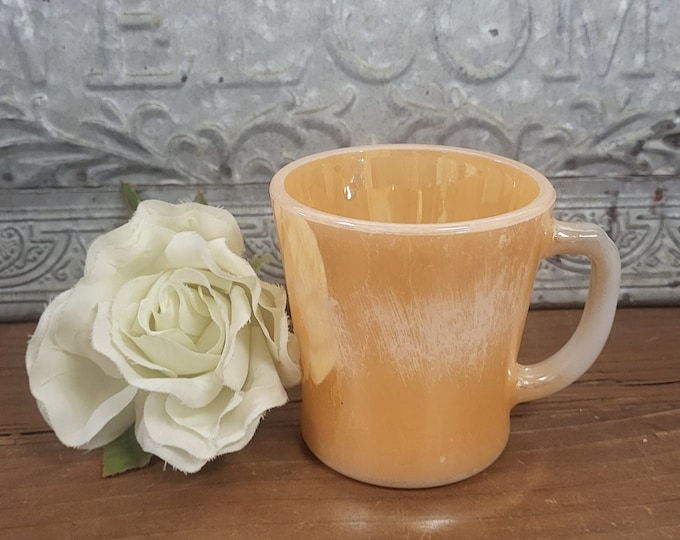 Vintage MCM Mug - Peach Lustre Laurel by Anchor Hocking