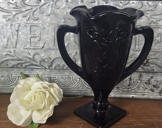 7" Crimped Vase Snake Dance Black by LE. Smith Glass