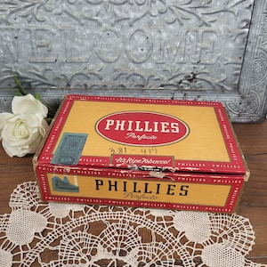 Vintage MCM 1950s Phillies Perfecto Cigar Box - Bayuk Cigars, Inc.